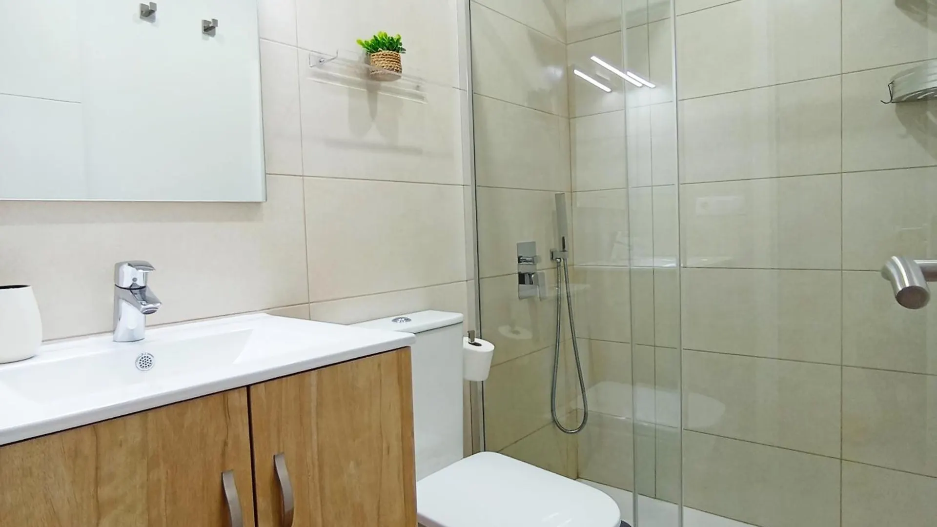 Cozy-Central Apartment4 Los Cristianos  Espanha
